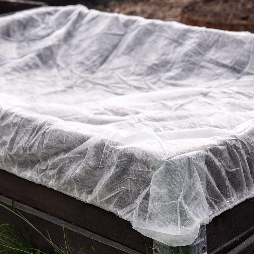 Odlingshuva för pallkrage, skyddar mot sol, vind, frost, torka och insekter.