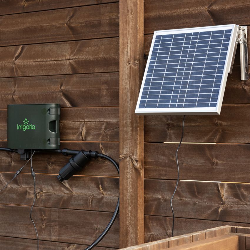 Soldrivet bevattningssystem C180 för bevattning av upp till 180 plantor