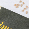 Plommontomat 'Celsior', miniplommontomat med små, klarröda frukter i varierande, avlång form på ca 15 gram.